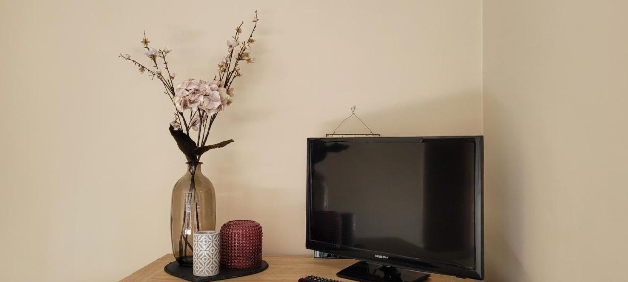 Ha'Penny Acre Bed & Breakfast Sherfield English Luaran gambar